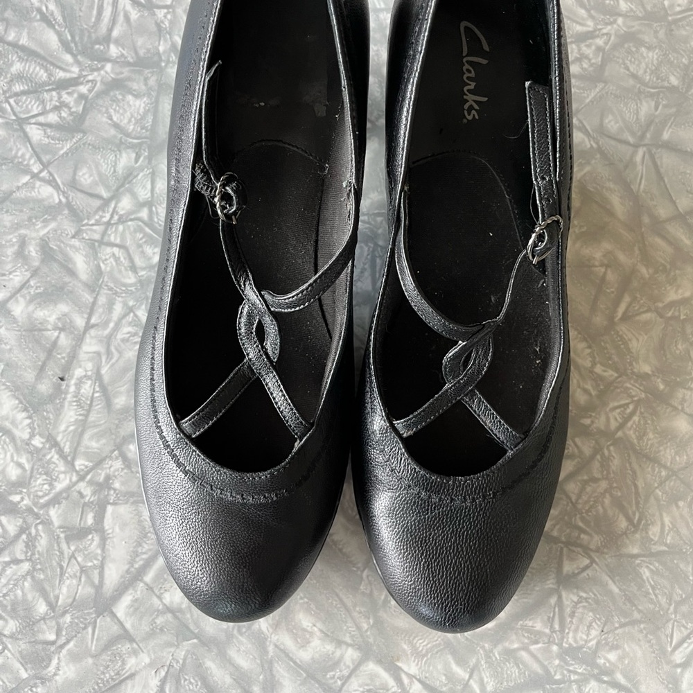 Clarks Women's Black T-Strap Heels with Twist Detail